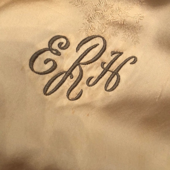 Genuine Mink Shawl - Picture 5 of 6